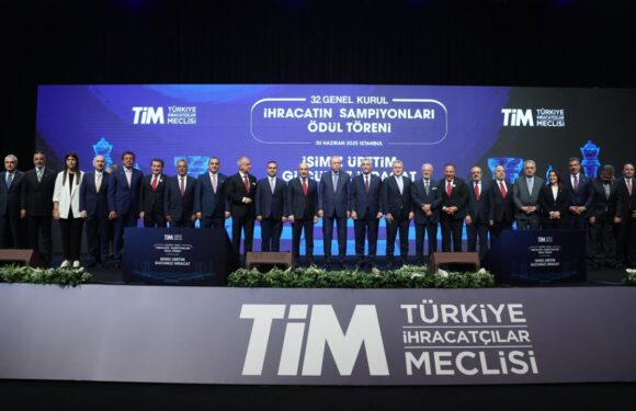 İhracat şampiyonları ödüllendirildi