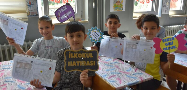 Yaklaşık 20 milyon öğrenci karne alarak yaz tatiline girdi