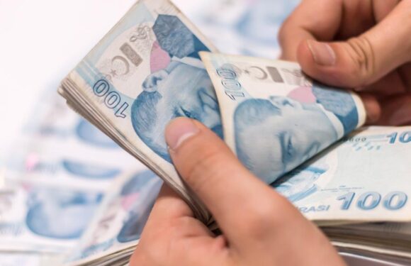 SGK duyurdu: Emekli Sandığı maaşları öne çekildi