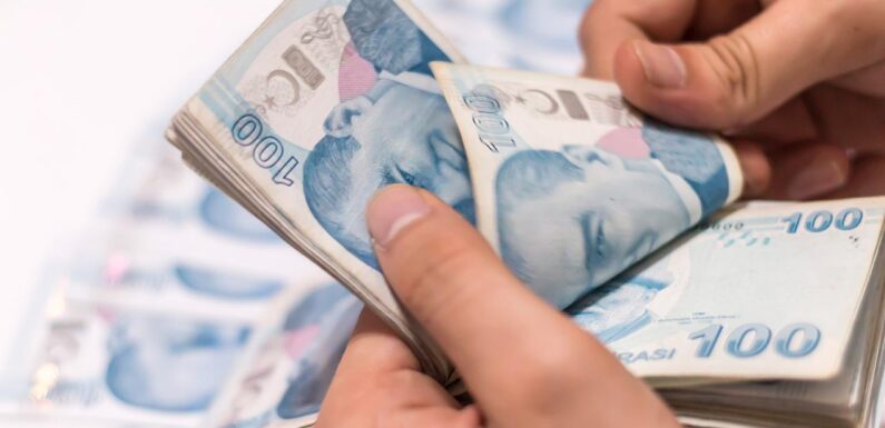 SGK duyurdu: Emekli Sandığı maaşları öne çekildi