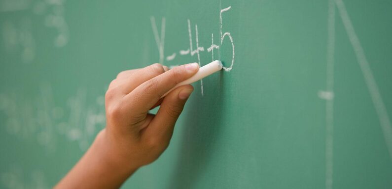 Türk öğrenciler uluslararası matematik ve kimya olimpiyatlarında 10 madalya kazandı