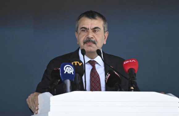 Bakan Tekin’den LGS eleştirilerine tepki