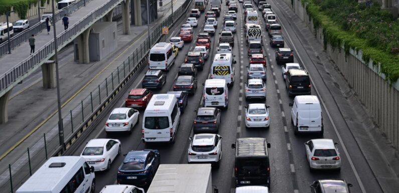 Trafiğe temmuzda 257 bin 471 aracın kaydı yapıldı