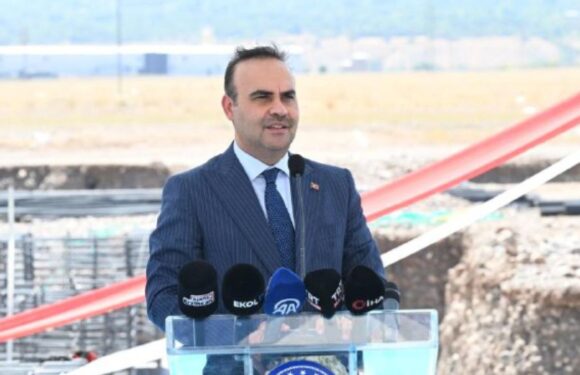 Bakan Kacır: Ekonomimiz 19 çeyrektir büyümesini kesintisiz sürdürüyor