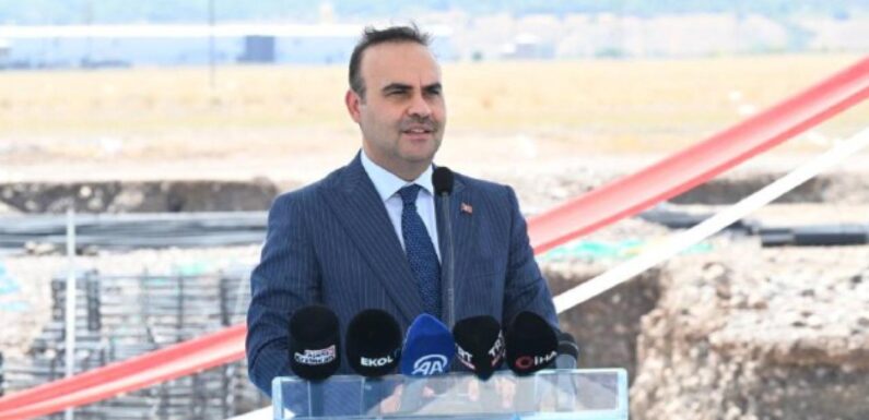 Bakan Kacır: Ekonomimiz 19 çeyrektir büyümesini kesintisiz sürdürüyor