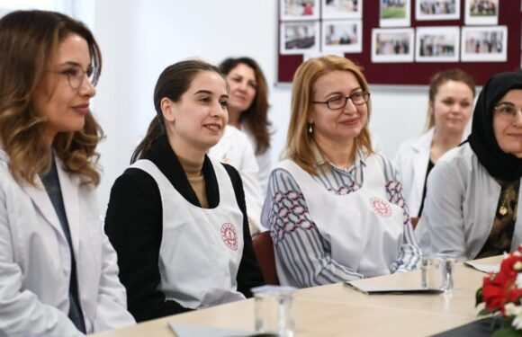 Öğretmenlerin iller arası mazerete bağlı yer değiştirme atamaları gerçekleştirildi