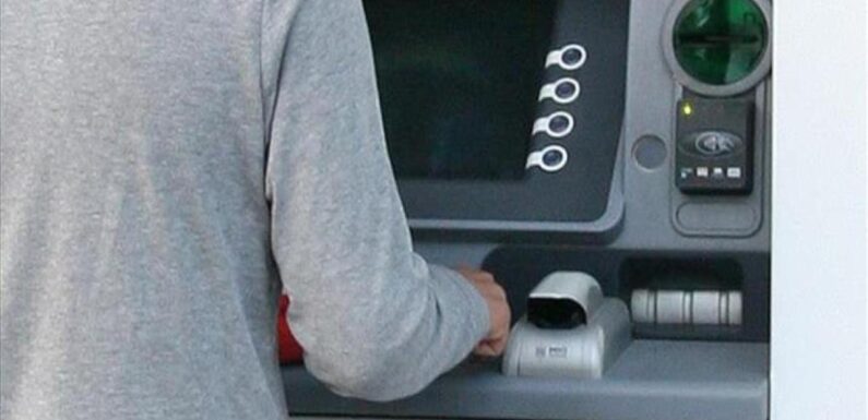 Türkiye’de ATM sayısı 55 bini aştı