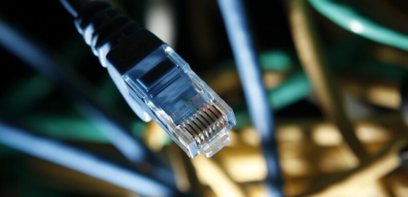 İnternet erişimine sahip girişimlerin yüzde 93,6’sı sabit hat kullandı