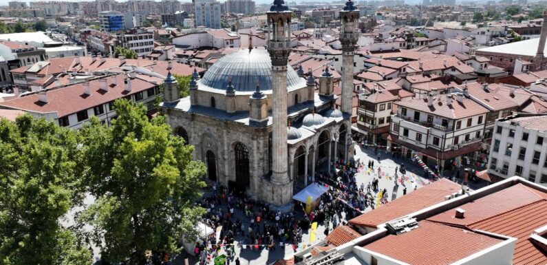 Konya’da 4. Tarihi Bedesten Alışveriş Günleri başladı