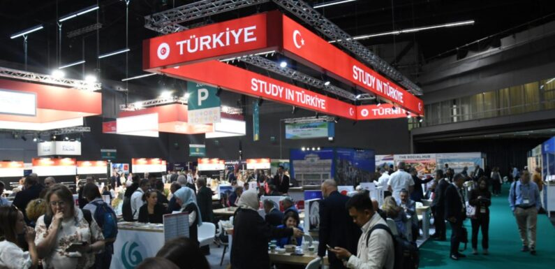 Dünyanın en prestijli yükseköğretim fuarında Türkiye pavilyonu dikkat çekti