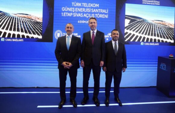 Bakan Bayrak’tar, Sivas’taki GES açılışını 5G ile İstanbul’dan yaptı