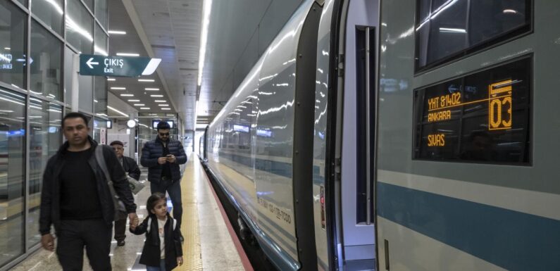 Ankara YHT Garı 40 milyondan fazla yolcuyu ağırladı