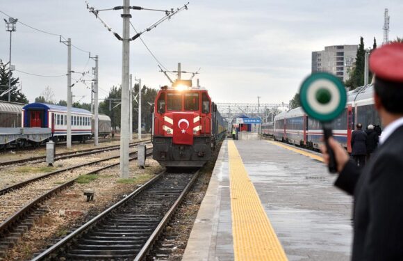 Demir yolu ağı 2026’da 14 bin 437 kilometreye ulaşacak