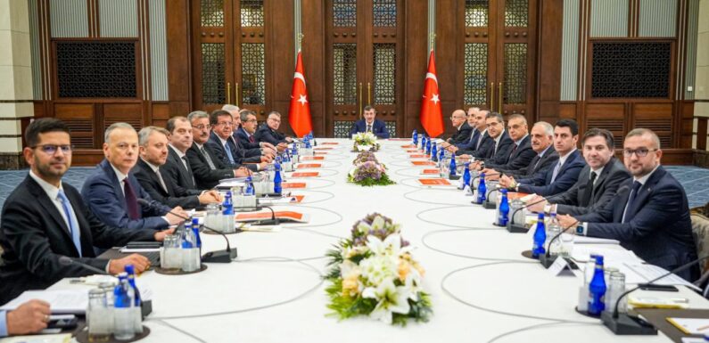 EKK: Küresel ticaretten daha fazla pay alınacak