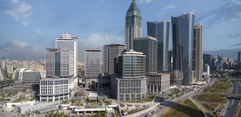 İstanbul Finans Merkezine 4 ödül birden