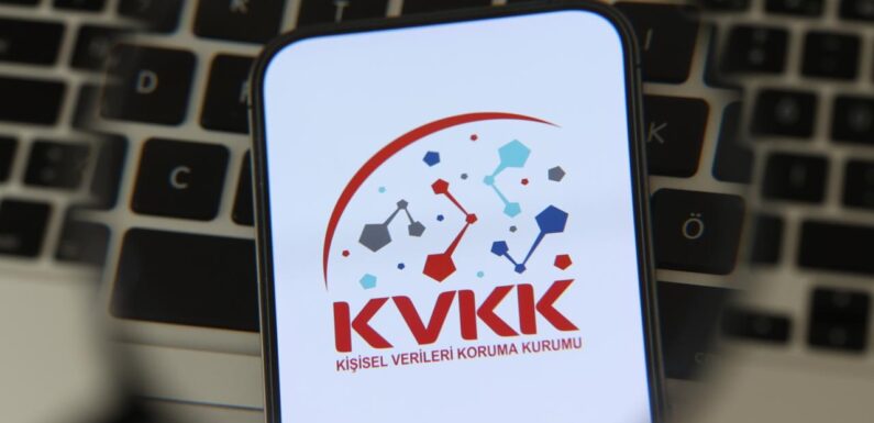KVKK, öğretmenlere dijital okuryazarlık seminerleri verecek