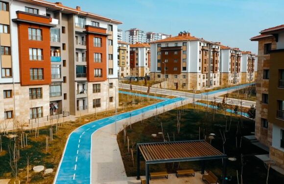 TOKİ, son iki ayda 6 bin 661 sosyal konutu teslim etti