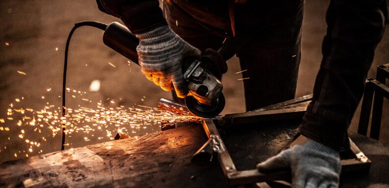 Sanayi üretim endeksi ağustosta arttı