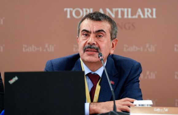 Bakan Tekin: Yapay zeka destekli açık uçlu soruların değerlendirilmesiyle ilgili proje geliştiriyoruz