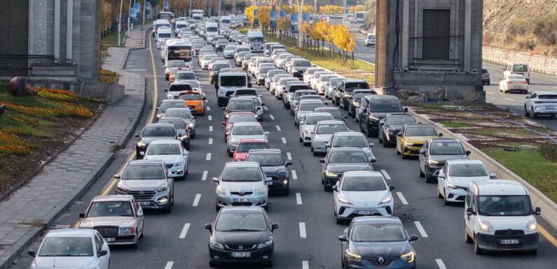 Ekimde 178 bin 481 taşıtın trafiğe kaydı yapıldı