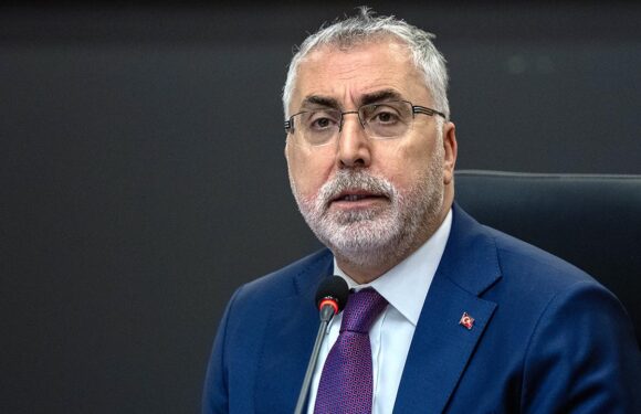 Bakan Işıkhan: Belediyelerin SGK’ya borcu 234,2 milyar liradır