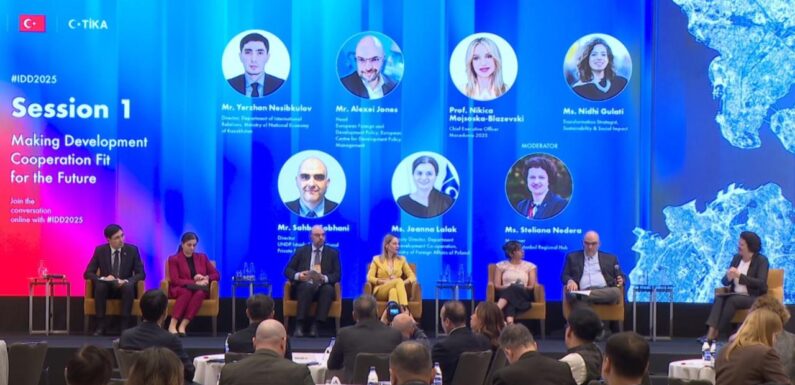 TİKA ve UNDP iş birliğinde düzenlenen İstanbul Kalkınma Diyalogları başladı