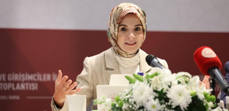 Bakan Göktaş: Kadın girişimcilerimizin yanındayız