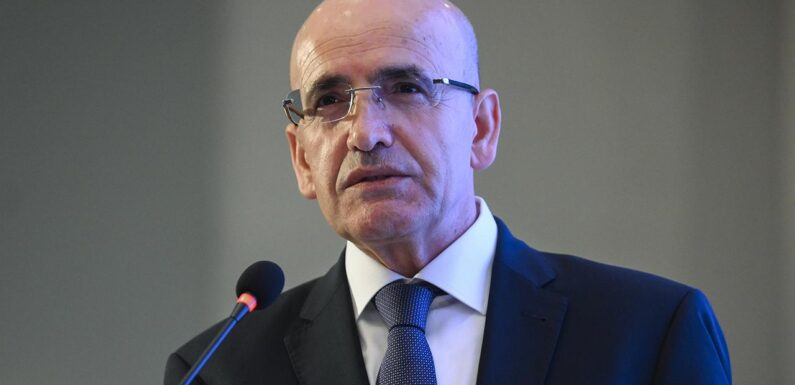 Bakan Şimşek: Vergi ve harçlara güncellemenin, yeniden değerleme oranından düşük olması gündemimizde