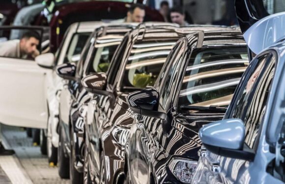 3,8 milyar dolarlık dış satımla otomotiv zirvede