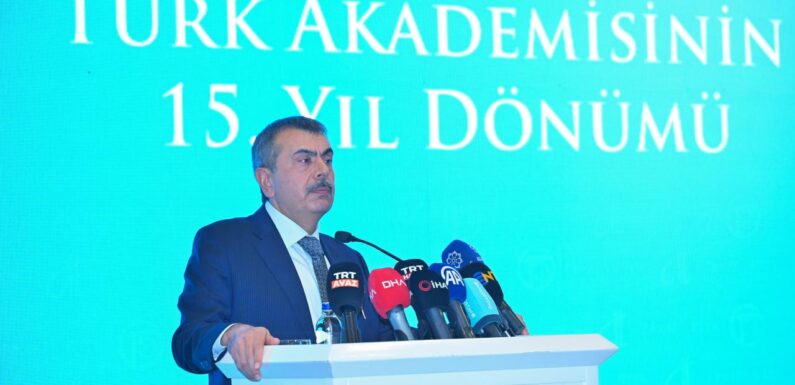 Bakan Tekin: Müfredatta ‘Orta Asya’ yerine ‘Türkistan’ kavramı kullanıldı